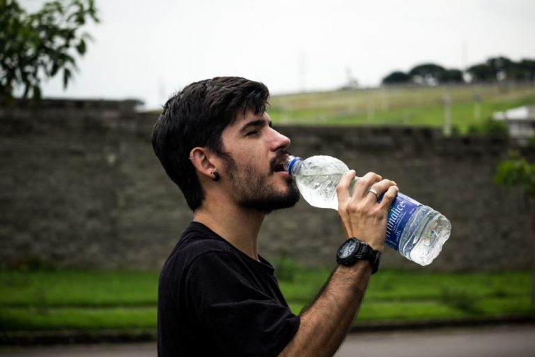 How Much Water Should You Drink Per Day